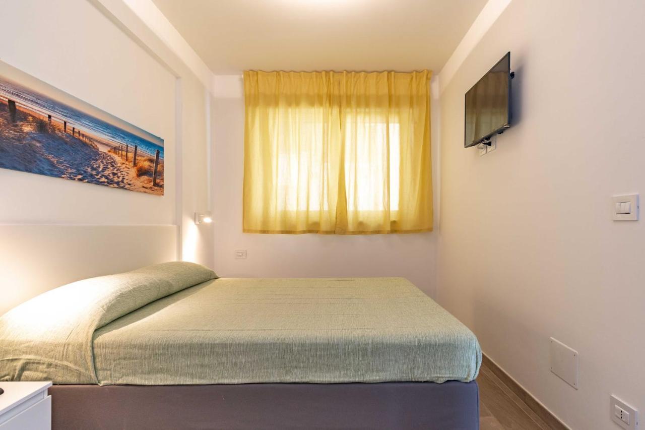 Seven Notes Guest House Бари Екстериор снимка